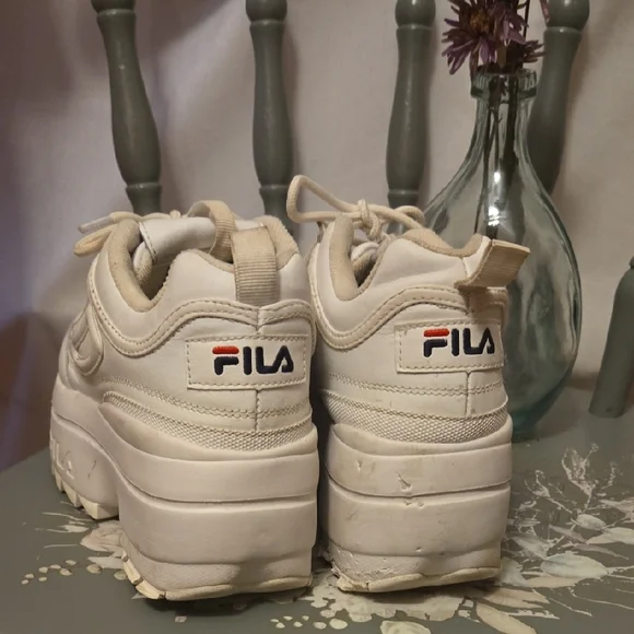 Fila White Platform Sneakers with Retro Design - Picture 3 of 9